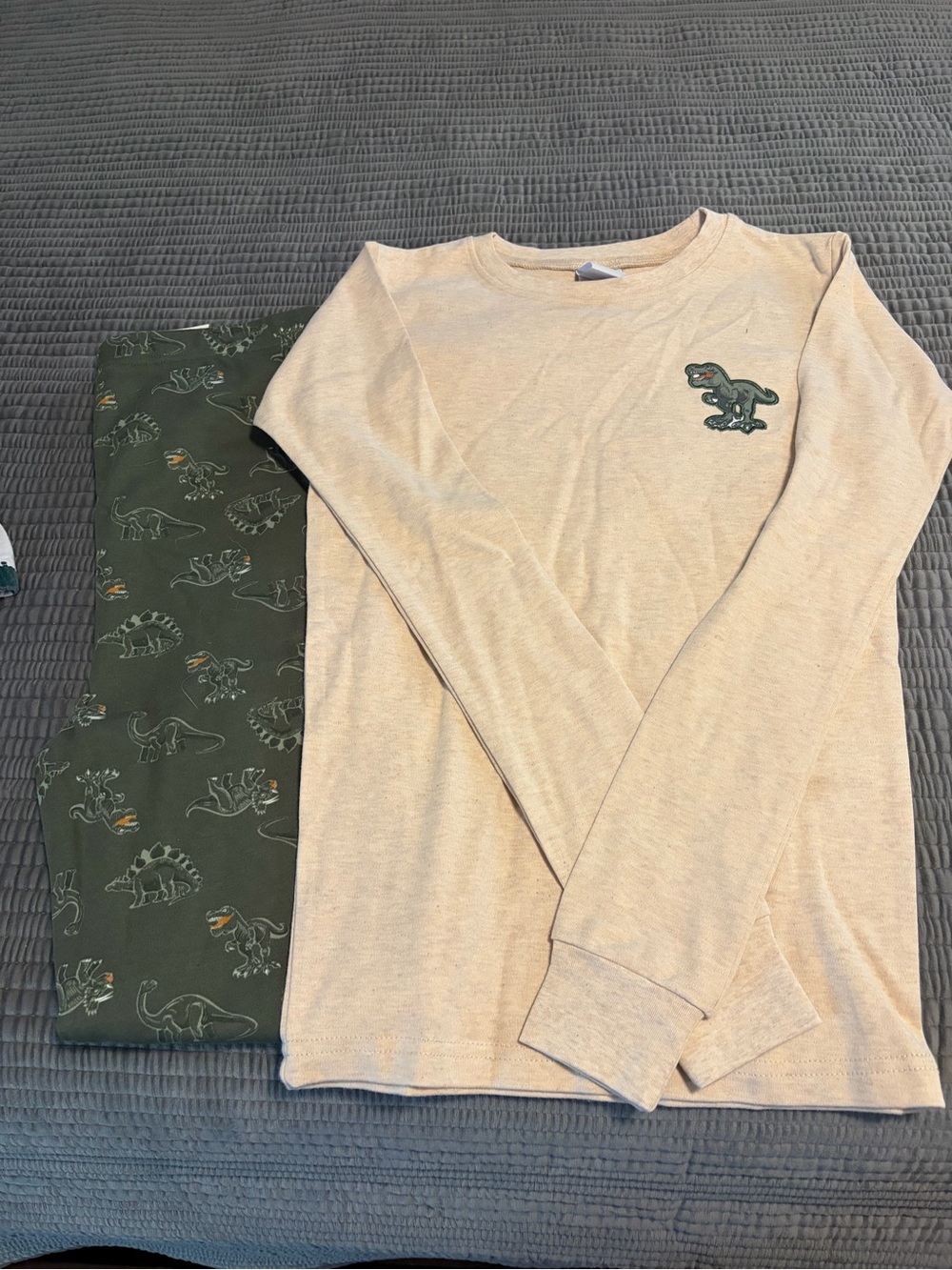 Jellyfish Kids Dinosaur Pajama Set in Olive Green and Cream
